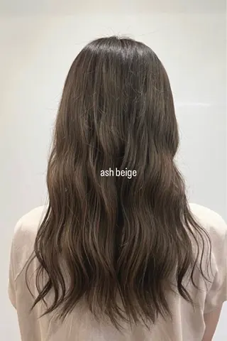 セミロング カラー セジールヘアメゾン所属・韓国レイヤー/透明感 カラー🐈曾根高のヘアスタイル