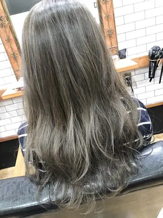 セミロング カラー THREE所属・THREE 関根大のヘアスタイル