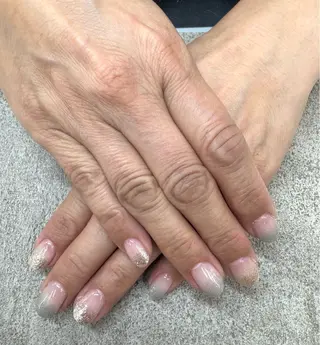 ネイル MAXKELLY ASAのネイルデザイン