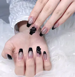 ネイル ＆ME アンドミーのネイルデザイン