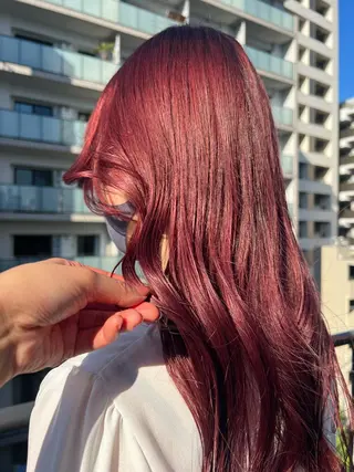 ロング カラー 垢抜けハイトーン×ブ ロウリストAZUKIのヘアスタイル