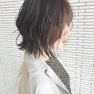 ミディアム カラー マエダ リョウのヘアスタイル