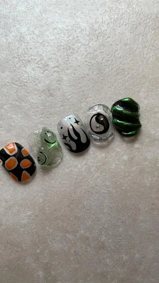 ネイル 栗田 ゆう子のネイルデザイン