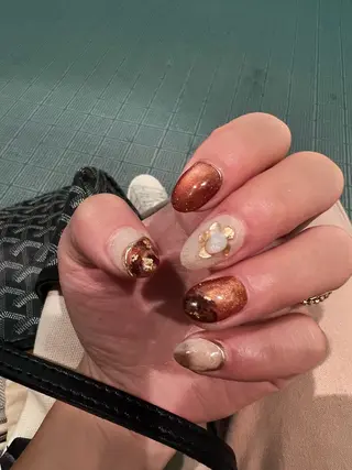 ネイル 金 柚嬉のネイルデザイン