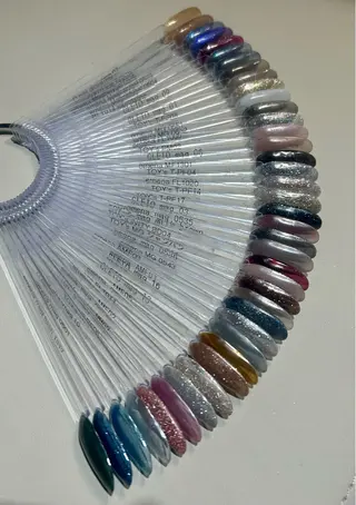 ネイル OAK eyelash&nail 新潟所属・森山 ミチカのネイルデザイン