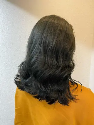 セミロング カラー PUUR所属・🍒鈴木 エミリ🍒のヘアスタイル