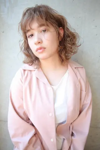 ミディアム 小田川 竜也のヘアスタイル