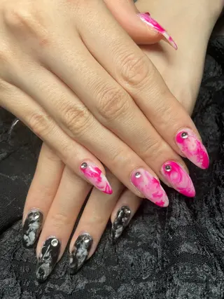 ネイル More Glam渋谷店のネイルデザイン