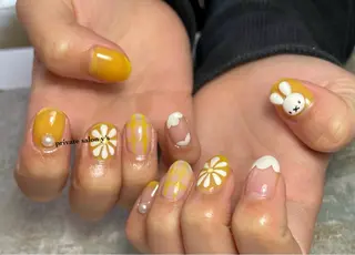 ネイル y' sのネイルデザイン