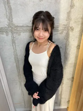 ミディアム カラー ヘアアレンジ ブリーチ/ベージュ 💕/momoaのヘアスタイル