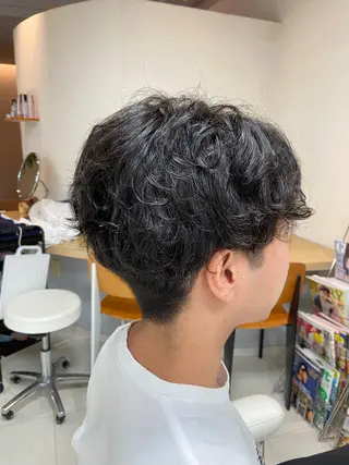 パーマ メンズ 菊地 美憂のヘアスタイル