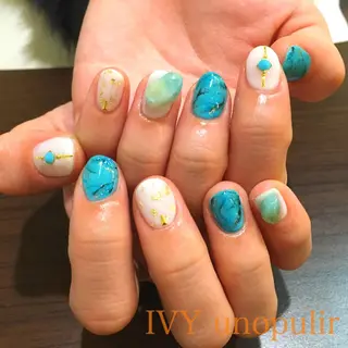 ネイル アンドルーチェ スクールの眉毛・アイブロウイメージ