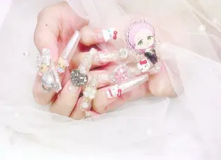 ネイル ガールネイルサロン所属・ガール　ネイルサロン 垣内　英里のネイルデザイン