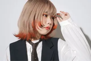 ミディアム カラー LIFE 本店所属・ハイトーン×韓国 レイヤー/ 小林達哉のヘアスタイル