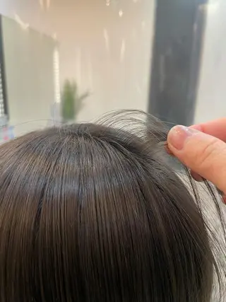 カラー 内田温子大人女性 ハイライト、ボブのヘアスタイル