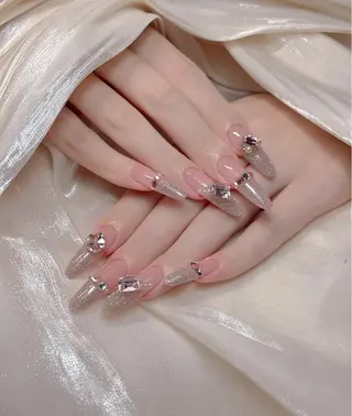 ネイル 🌈 Laule'aのネイルデザイン