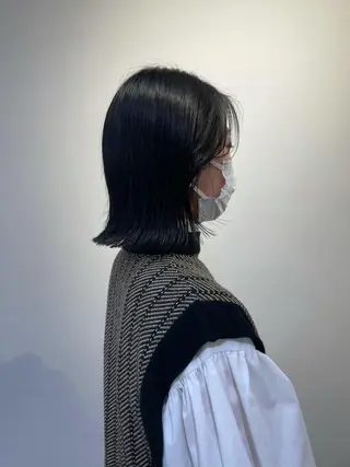 ミディアム 斉藤 瑞恵のヘアスタイル