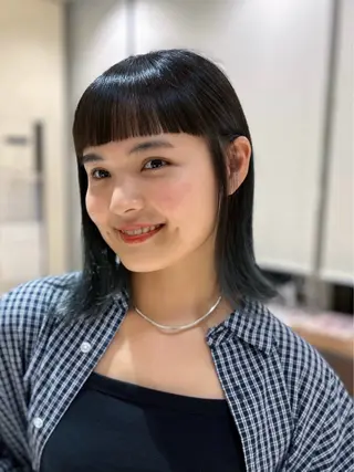 ショート カラー 髙木美緒🌿 レイヤー/アレンジのヘアスタイル