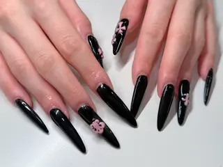 ネイル Lino 中目黒🌙 sakiのネイルデザイン