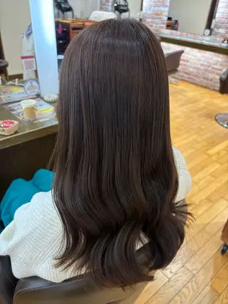 ロング カラー 透明感美肌カラー/ 岡田澪香のヘアスタイル