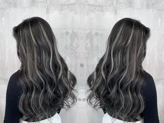 ロング GENDER hairのヘアスタイル