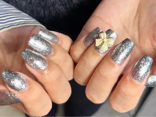 ネイル Salute本店 🦋仲原里佳のネイルデザイン