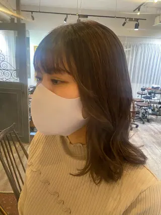 ミディアム ボブ/透明感カラー 岸本涼奈のヘアスタイル