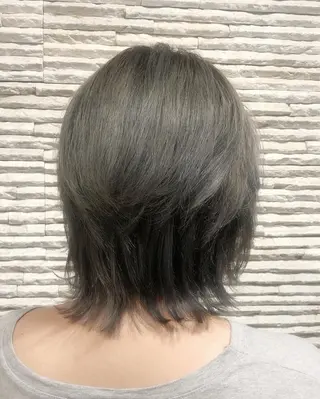 ミディアム カラー 嶋田 ゆきのヘアスタイル
