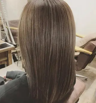 セミロング 関内 髪質改善 特化 re:Magoのヘアスタイル