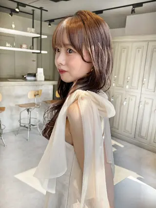 ロング カラー 🫧ブリーチなし 透明感カラーゆん🫧のヘアスタイル