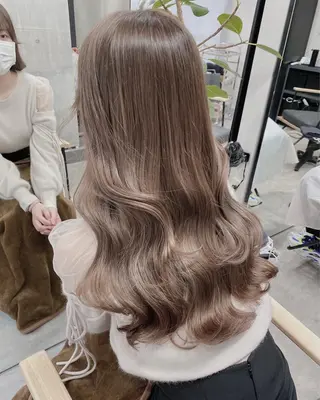 ロング カラー 暖色カラー✨代表しげ オグジュアリーのヘアスタイル