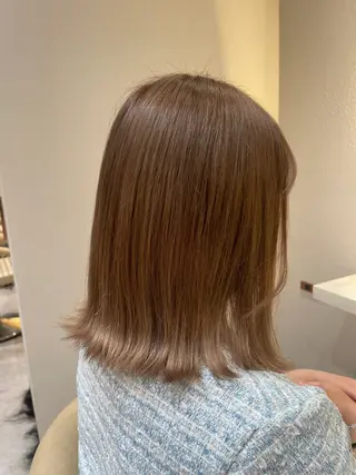 ミディアム ブリーチ🌟リタッチ 🎠KANON🎡のヘアスタイル