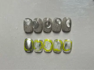 ショート @Unica_ honmachiのネイルデザイン