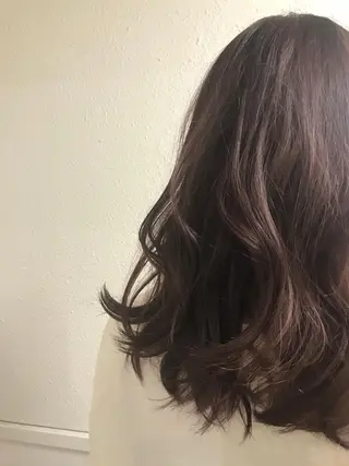 ロング カラー にった みずきのヘアスタイル