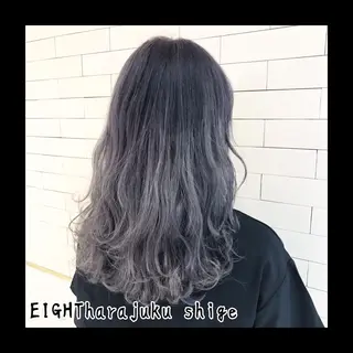 ミディアム カラー 及川シゲル 髪質改善講師のヘアスタイル