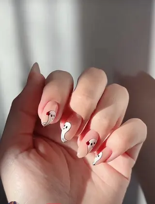 ネイル 💅E•U•B NAIL🌹所属・横浜市中区曙町 ネイルE·U·Bのネイルデザイン