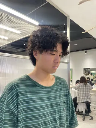 ショート パーマ メンズ カラーモデル⚡️ REONのヘアスタイル