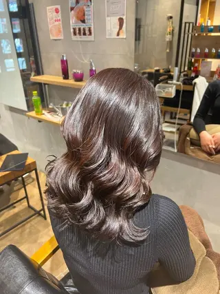 セミロング カラー スゲノ ルウのヘアスタイル