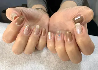 ネイル 手塚 里奈のネイルデザイン