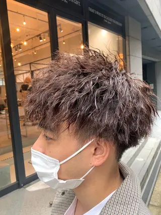 ショート パーマ メンズ 酸性ストレート/ブリ ーチなし/中村 匠のヘアスタイル