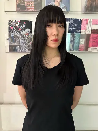 セミロング Manaka🟤 Musiiik　今泉のヘアスタイル