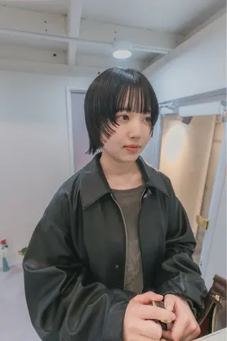 ショート kyon.hair 韓国カットカラーのヘアスタイル