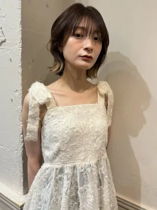 ショート カラー shiomi H 森　彩華のヘアスタイル