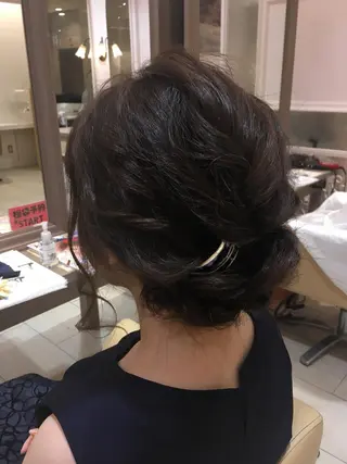 セミロング カラー ヘアアレンジ 農添 杏のヘアスタイル