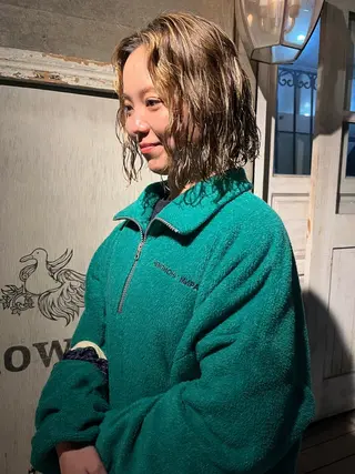 ミディアム カラー パーマ ハイトーン/顔まわり レイヤー/YUKAのヘアスタイル