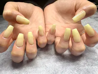 ネイル SalonPartage所属・Ruby りさのネイルデザイン