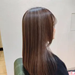 ロング カラー 大槻 百合子のヘアスタイル