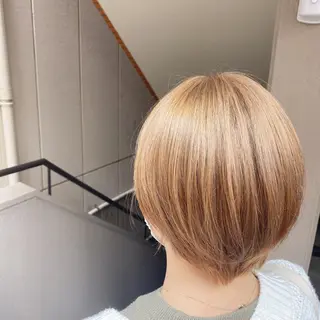 ショート 艶カラー💎 髪質改善🎈アトワのヘアスタイル