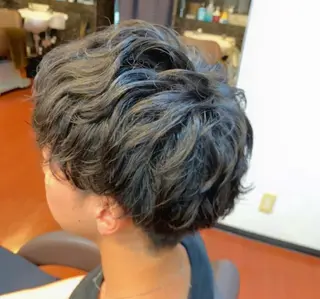 ミディアム パーマ メンズ hair made core所属・メンズスタイル 櫻井康太のヘアスタイル