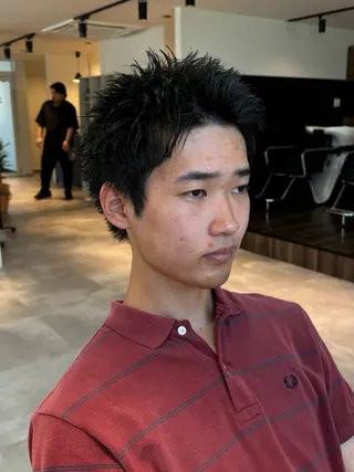 メンズ フェザーパーマ/韓国 /メンズカット保立のヘアスタイル